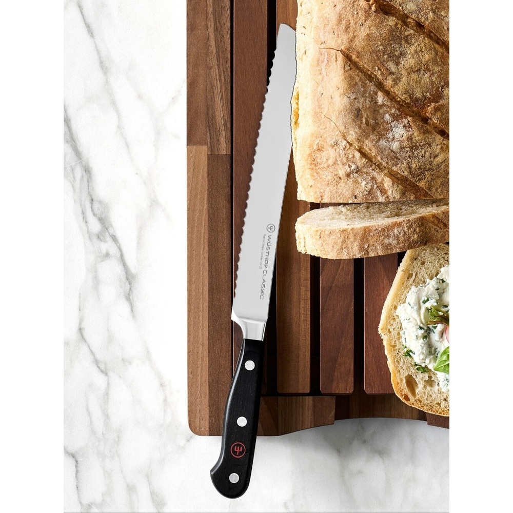 WÜSTHOF Classic Double-Serrated Bread Knife, 9" 4152/23cm